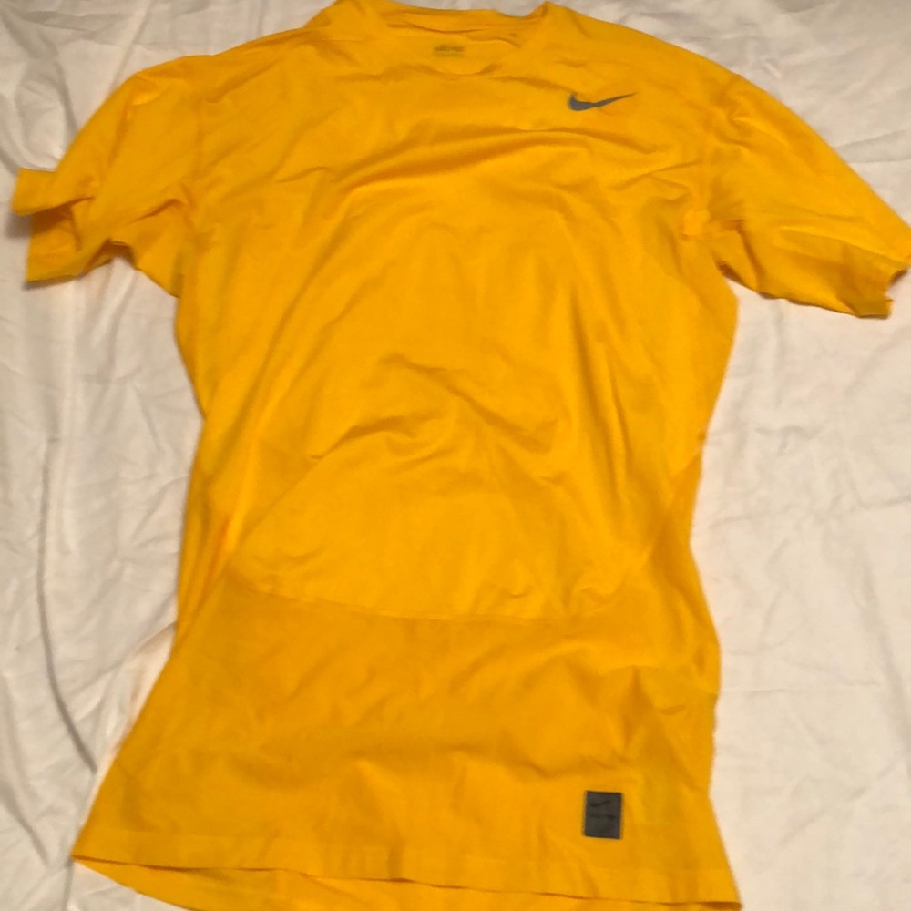 Nike Short Sleeve Training Shirt FB